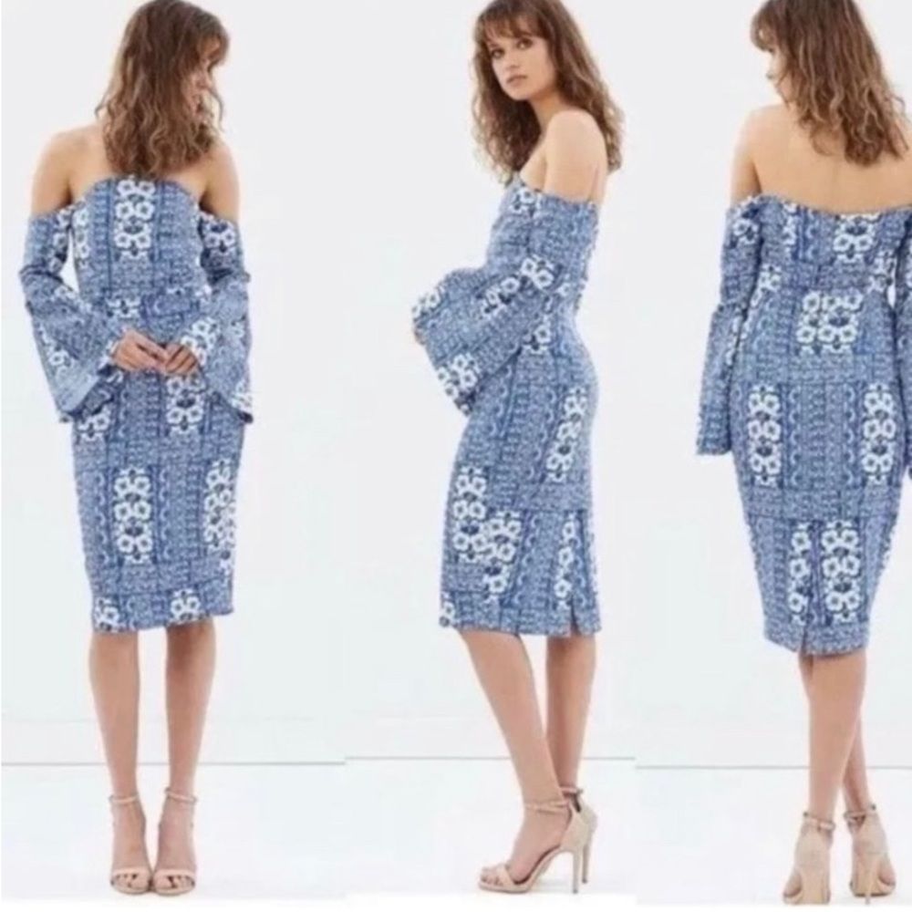 Elliatt Manet Midi Dress - S blue, white , rayon spandex. NWT